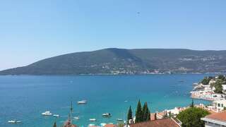 Апартаменты Apartments Milano Херцег-Нови Апартаменты с 3 спальнями-3