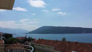 Апартаменты Apartments Milano Херцег-Нови Апартаменты с 3 спальнями-4